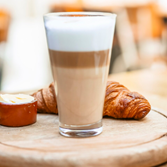 Café Quetzal capuccino amaretto
